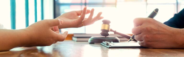 Conoce las injurias y calumnias y cómo son penalizados estos delitos